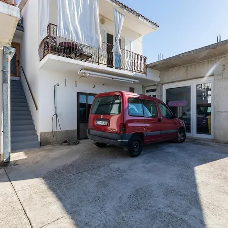 Apartment With Parking Space Dugi Rat, Omis - 11483